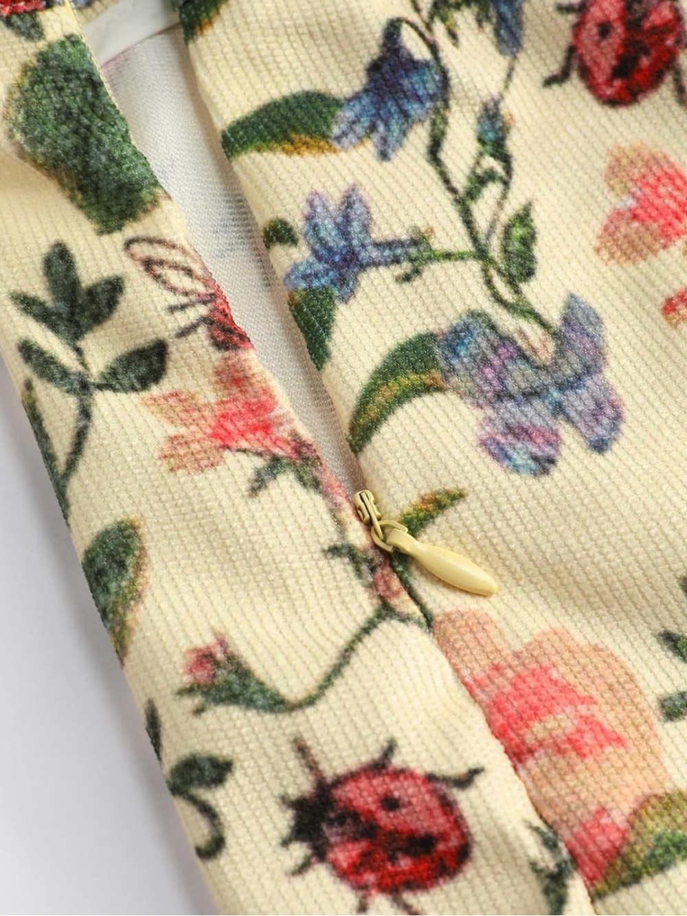 Cider Overalls Wide Leg 3XL Lightweight Corduroy Cream Floral & Bug Print - Picture 7 of 11